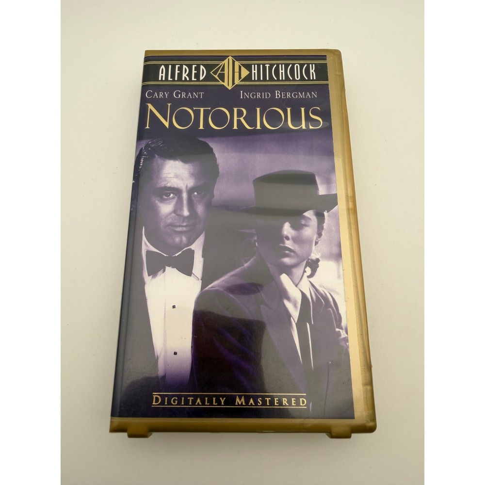 Alfred Hitchcock Notorious VHS Cary Grant Ingrid Bergman Anchor Bay SV10532